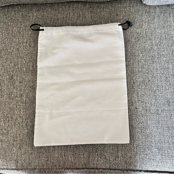 EUC Golden Goose Sneaker Drawstring Dust Cover Shoe Storage Bag 15.5" x 11.5" - Picture 2 of 3